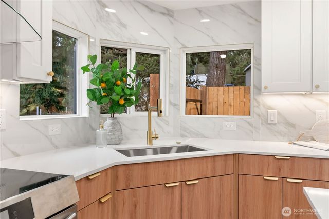 21523 146th Street E, Bonney Lake, WA 98391