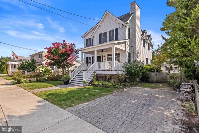 210 OCEAN STREET, Beach Haven, NJ 08008