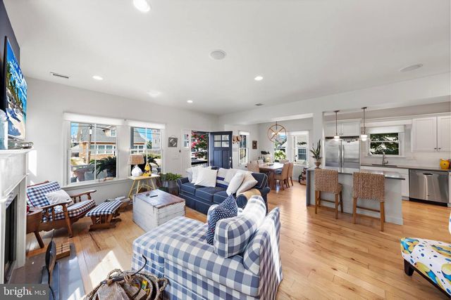 210 OCEAN STREET, Beach Haven, NJ 08008