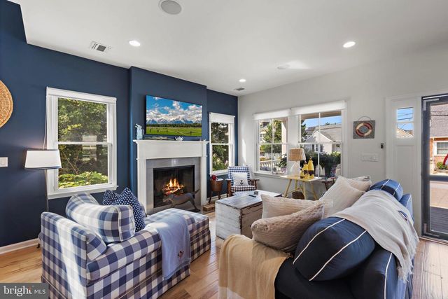 210 OCEAN STREET, Beach Haven, NJ 08008