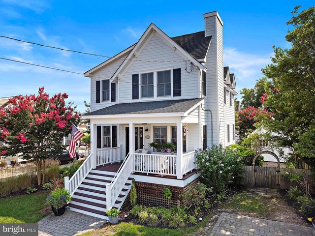 210 OCEAN STREET, Beach Haven, NJ 08008