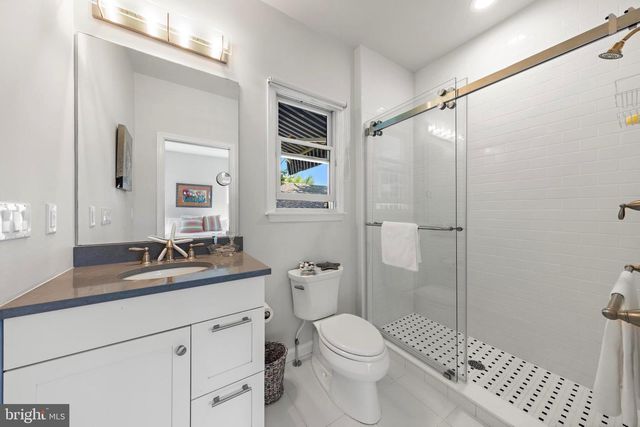 210 OCEAN STREET, Beach Haven, NJ 08008