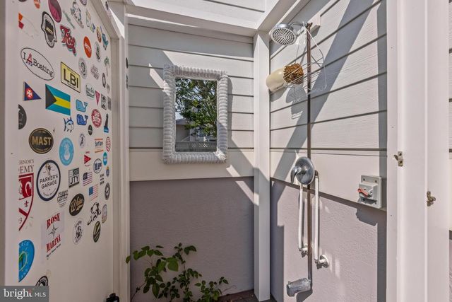 210 OCEAN STREET, Beach Haven, NJ 08008