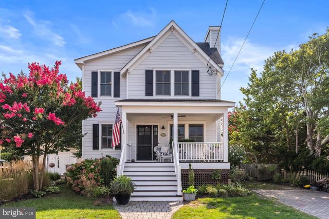 210 OCEAN STREET, Beach Haven, NJ 08008