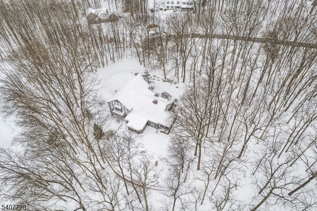 29 Dogwood Trl, Hardyston Twp., NJ 07460