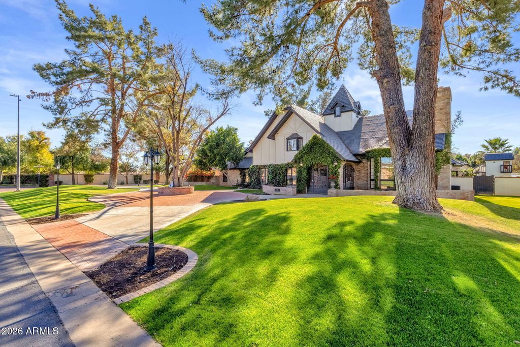 721 E SAN PEDRO Avenue, Gilbert, AZ 85234