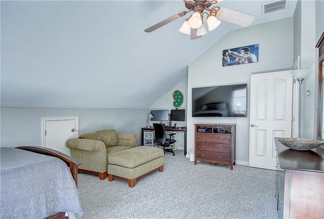 713 Norman WAY, Chesapeake, VA 23322