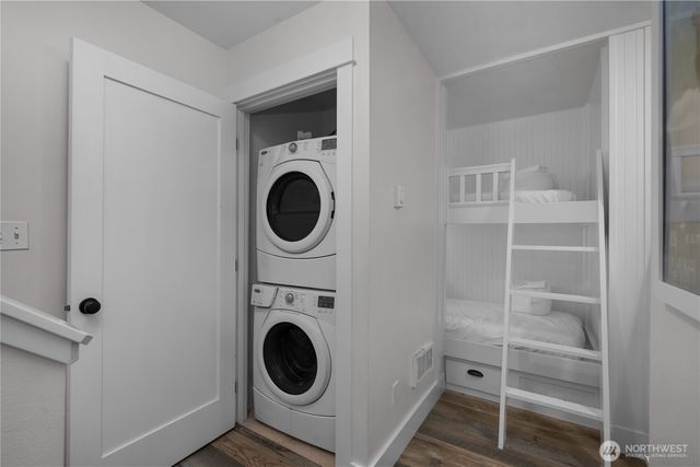 73 Sellwood Lane, Pacific Beach, WA 98571