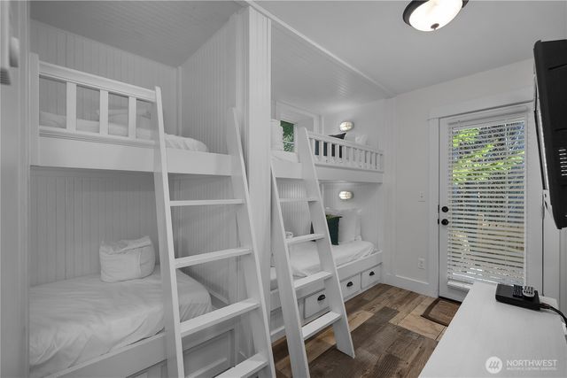 73 Sellwood Lane, Pacific Beach, WA 98571