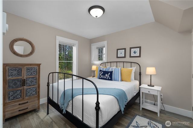 73 Sellwood Lane, Pacific Beach, WA 98571