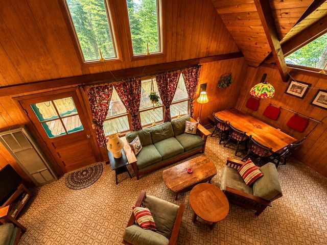 22 Ives Road, Wilmington, VT 05363