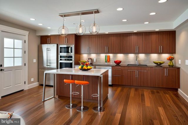 1105 MORSE ST NE, Washington, DC 20002