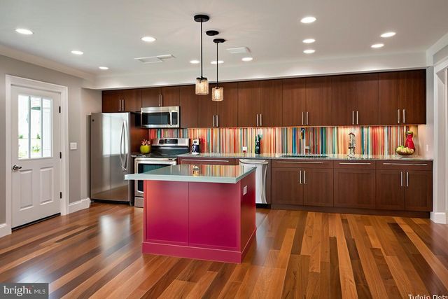 1105 MORSE ST NE, Washington, DC 20002