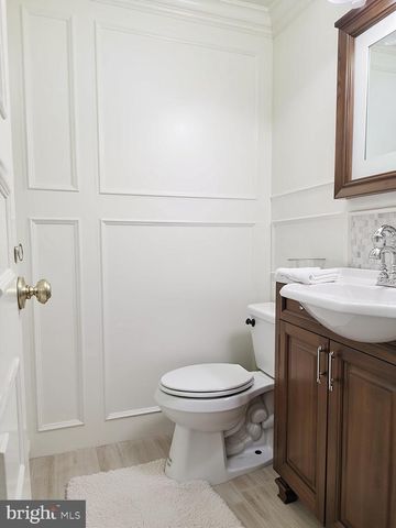 1105 MORSE ST NE, Washington, DC 20002