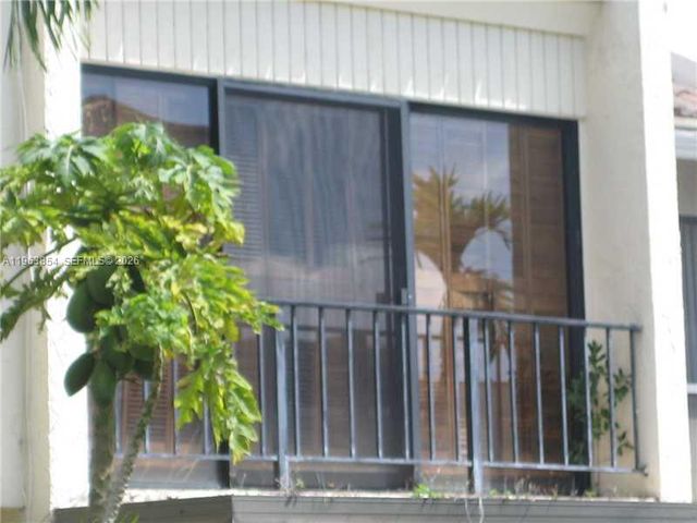 6512 KENDALE LAKES DR 903, Miami, FL 33183