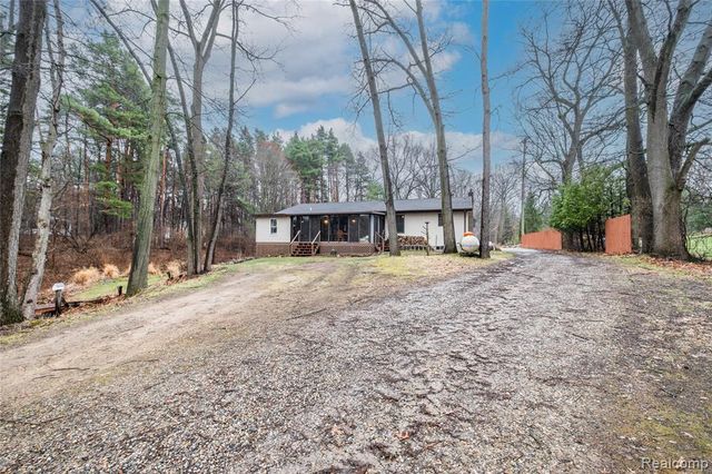 4250 Phillips Road, Metamora, MI 48455