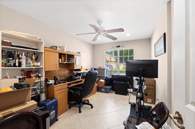 3968 W Hamilton Key, West Palm Beach, FL 33411