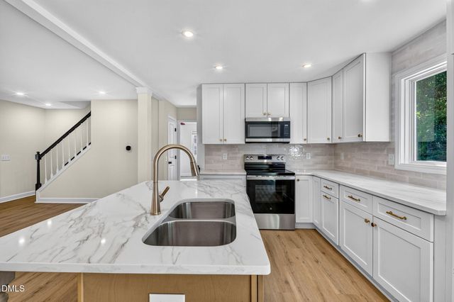 5808 Caledonia Street, Raleigh, NC 27609