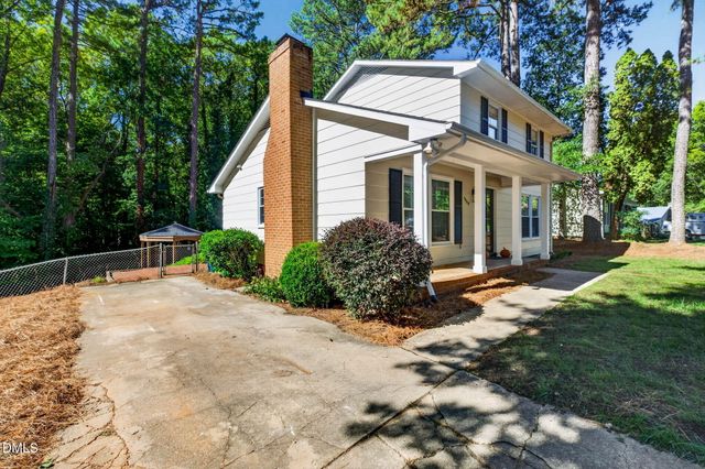 5808 Caledonia Street, Raleigh, NC 27609