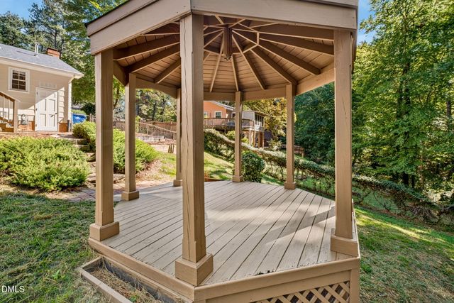 5808 Caledonia Street, Raleigh, NC 27609