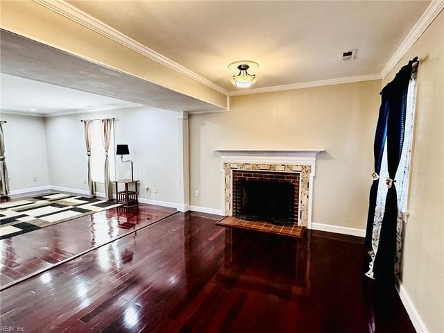 106 Santa Barbara DR, Hampton, VA 23666