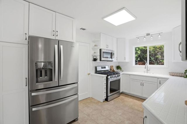 306 Schroeder Street, Sunnyvale, CA 94085