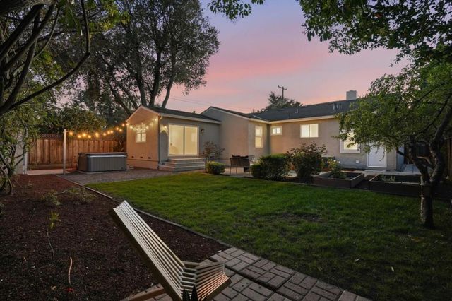 306 Schroeder Street, Sunnyvale, CA 94085