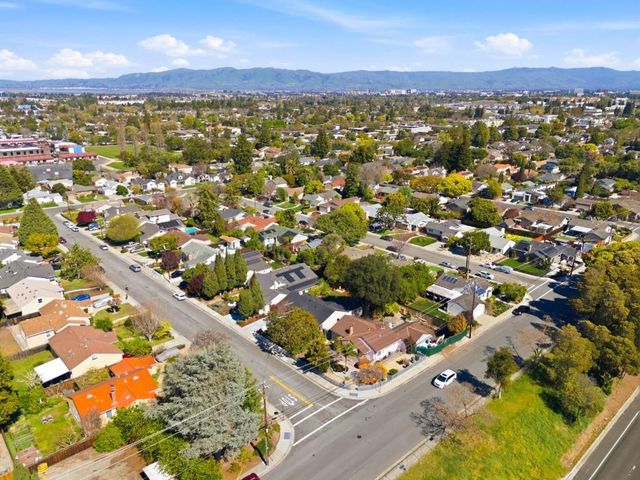 306 Schroeder Street, Sunnyvale, CA 94085