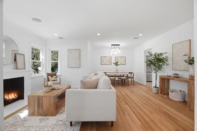 306 Schroeder Street, Sunnyvale, CA 94085