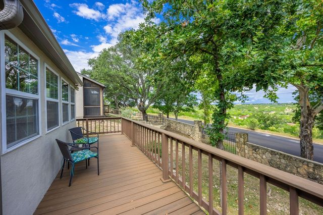 2017 Balmoral Dr, Kerrville, TX 78028