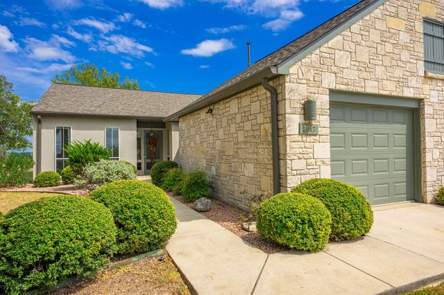 2017 Balmoral Dr, Kerrville, TX 78028