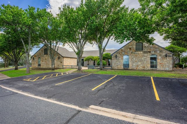 2017 Balmoral Dr, Kerrville, TX 78028
