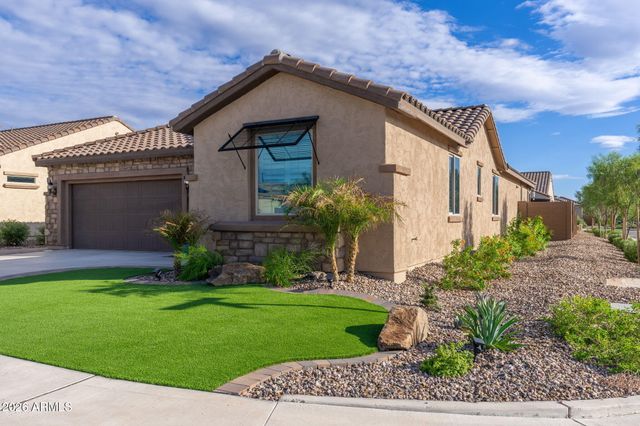 7773 W Cactus Wren Way, Florence, AZ 85132