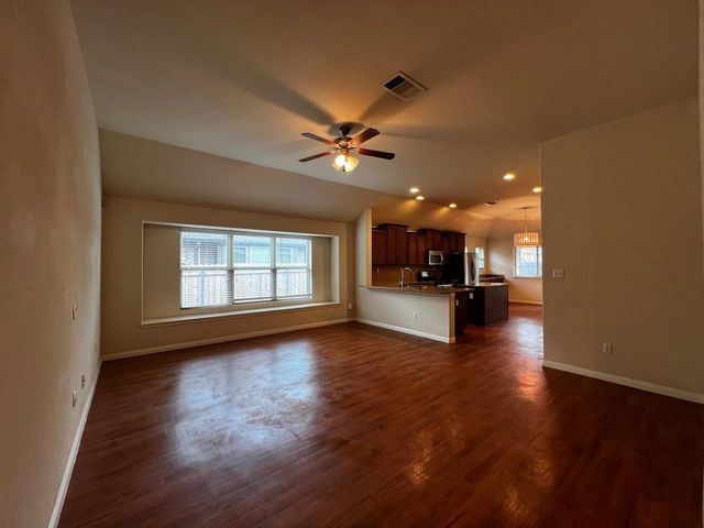2708 Cottonwood Shores DR, Austin, TX 78725