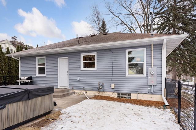 203 3rd Avenue NW, Buffalo, MN 55313