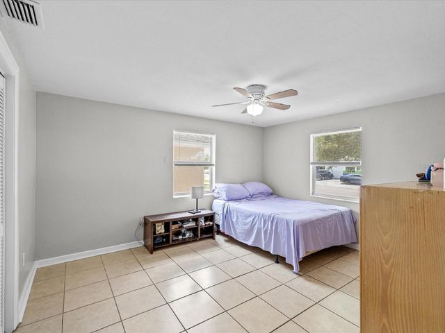 5015 15TH AVENUE S, Gulfport, FL 33707