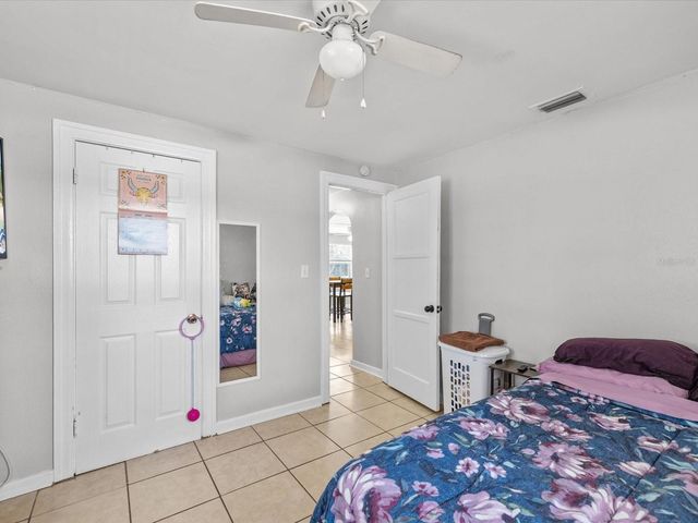 5015 15TH AVENUE S, Gulfport, FL 33707