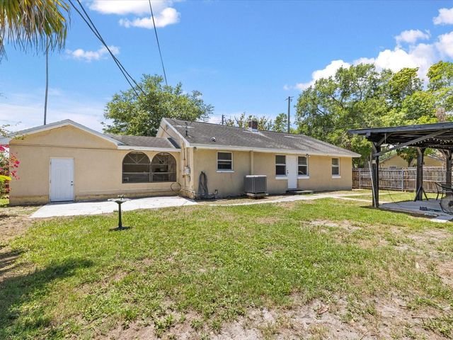 5015 15TH AVENUE S, Gulfport, FL 33707