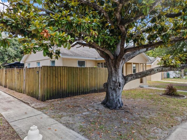 5015 15TH AVENUE S, Gulfport, FL 33707