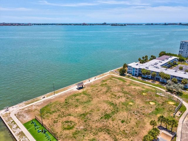 5015 15TH AVENUE S, Gulfport, FL 33707