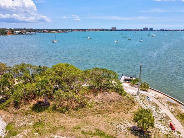5015 15TH AVENUE S, Gulfport, FL 33707