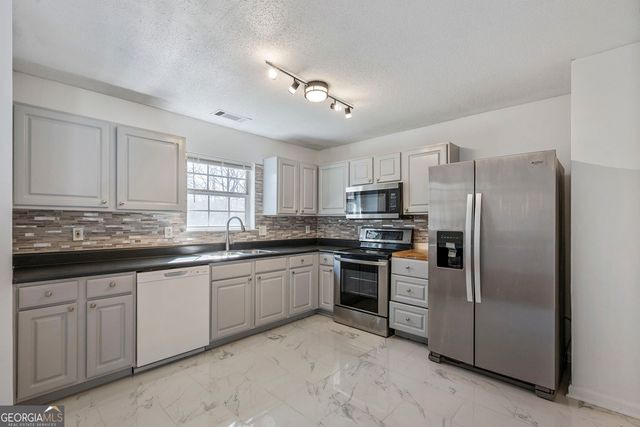 6132 Christopher Terrace, Rex, GA 30273