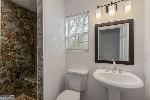 6132 Christopher Terrace, Rex, GA 30273