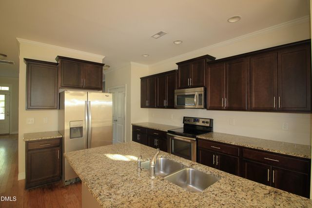 106 Windy Creek Lane, Apex, NC 27502