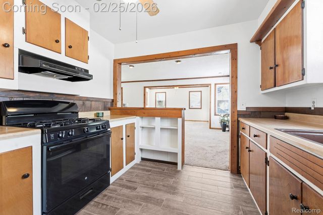 3375 Grant Road, Rochester Hills, MI 48309