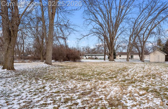 3375 Grant Road, Rochester Hills, MI 48309