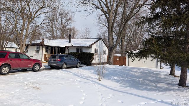 3375 Grant Road, Rochester Hills, MI 48309