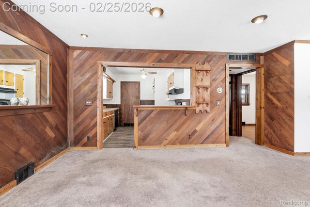 3375 Grant Road, Rochester Hills, MI 48309