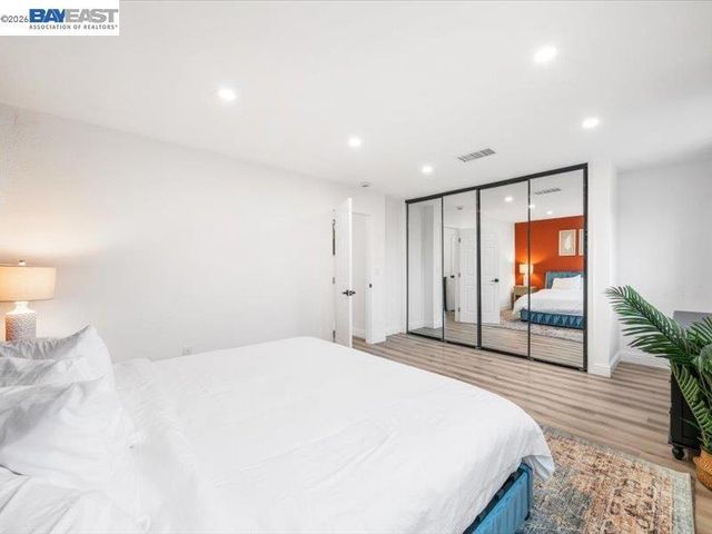 1556 1556 Wagoner Dr, Livermore, CA 94550