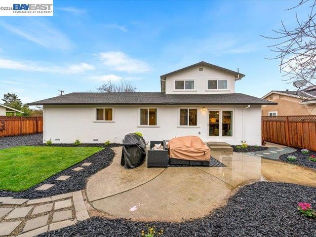 1556 1556 Wagoner Dr, Livermore, CA 94550